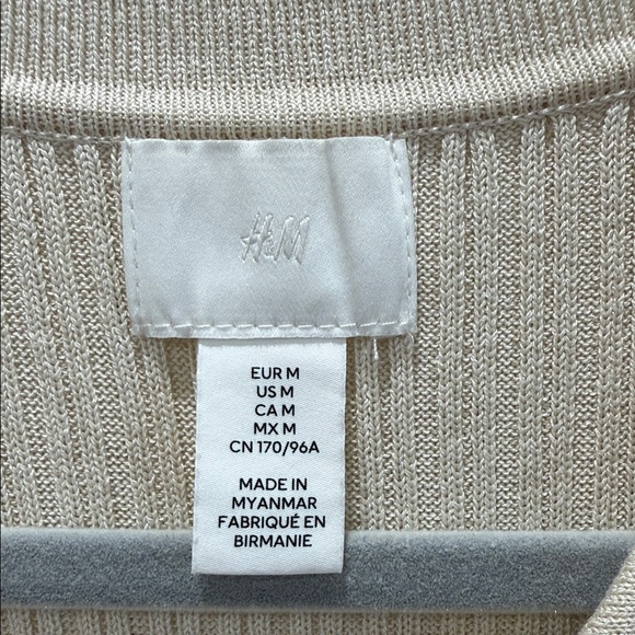 H&M Long Cream Ribbed Button-Front Maxi Dress - Picture 2 of 2